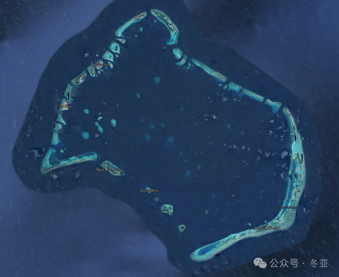 做了份南海岛礁现状图,其实比很多人以为的好不少。 做了份南海岛礁现状图,其实比很多人以为的好不少。