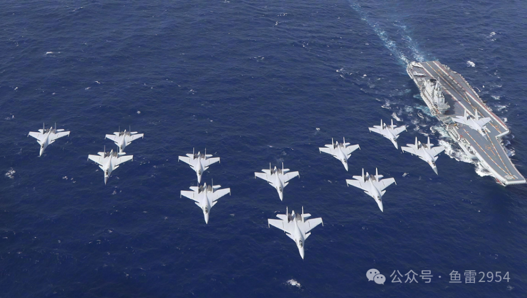 肌肉秀完了,例行训练开启!山东舰航母战斗群再度现身西太海域 肌肉秀完了,例行训练开启!山东舰航母战斗群再度现身西太海域