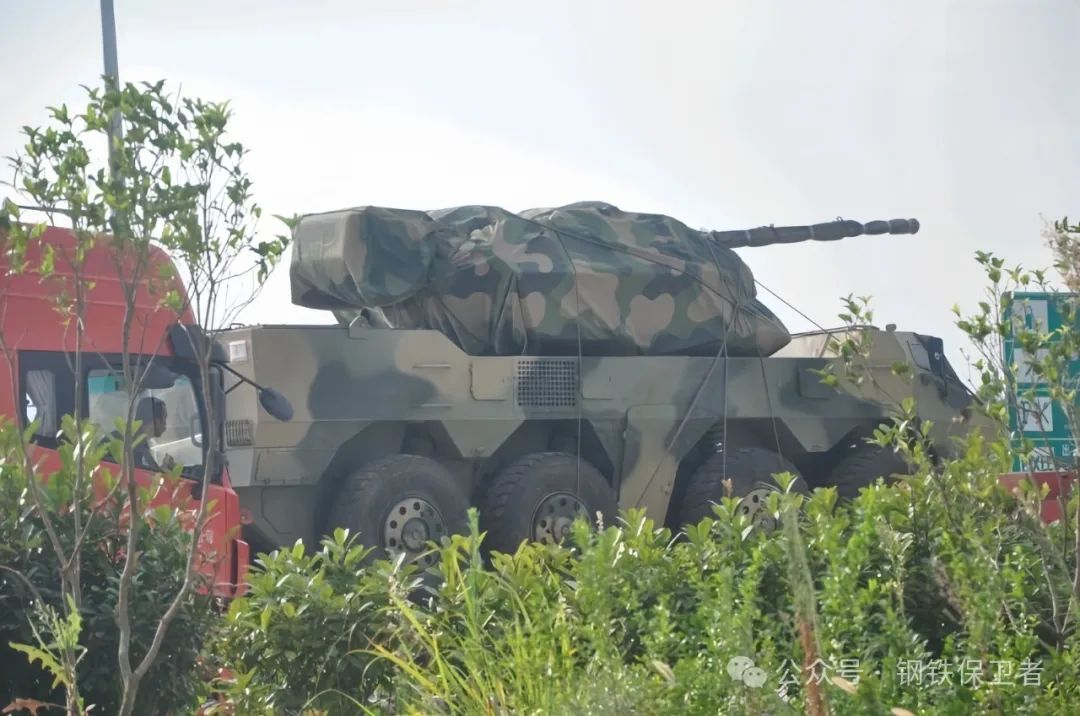 这是执念深重啊!单管35毫米转膛高射炮再升级!换底盘,改炮塔,防空导弹数量加倍 这是执念深重啊!单管35毫米转膛高射炮再升级!换底盘,改炮塔,防空导弹数量加倍