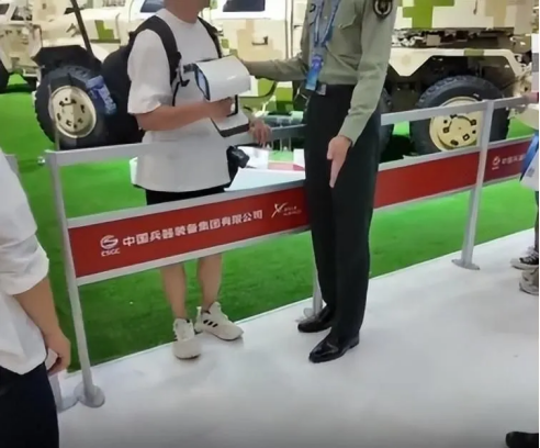 珠海航展小插曲,中国核心技术差点外泄?还好解放军及时出手 珠海航展小插曲,中国核心技术差点外泄?还好解放军及时出手