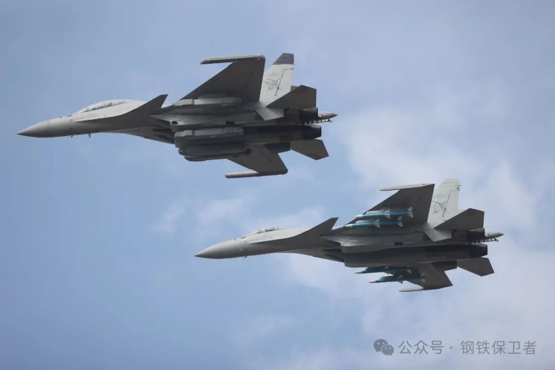 福建舰开启第5次海试后外网爆出兴城基地最新卫星图!多架舰载机已到位,参与测试的舰载机或从此地起飞 福建舰开启第5次海试后外网爆出兴城基地最新卫星图!多架舰载机已到位,参与测试的舰载机或从此地起飞