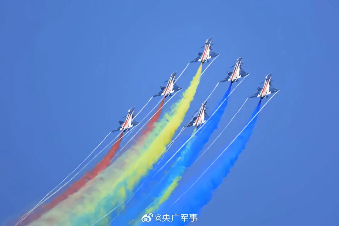 歼-35A“好看”,但“功夫在诗外” 歼-35A“好看”,但“功夫在诗外”