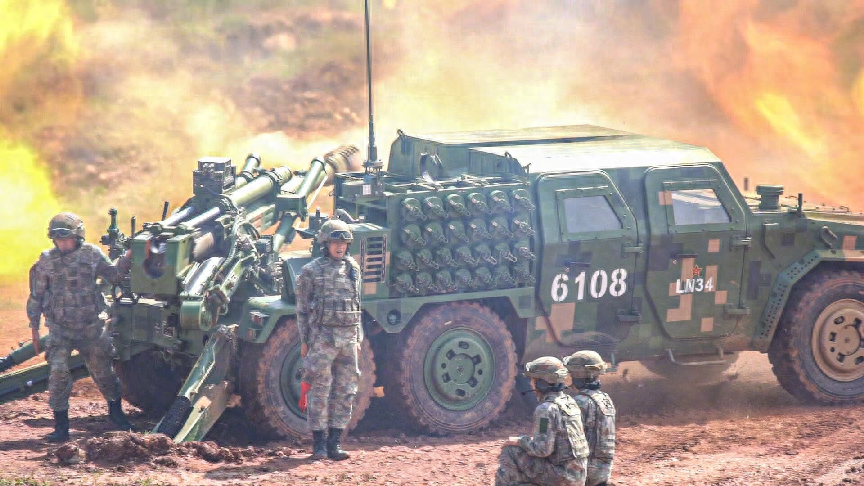 卡车炮里的AK47,可以霸屏的武器!122毫米全自动车载榴弹炮亮相 卡车炮里的AK47,可以霸屏的武器!122毫米全自动车载榴弹炮亮相