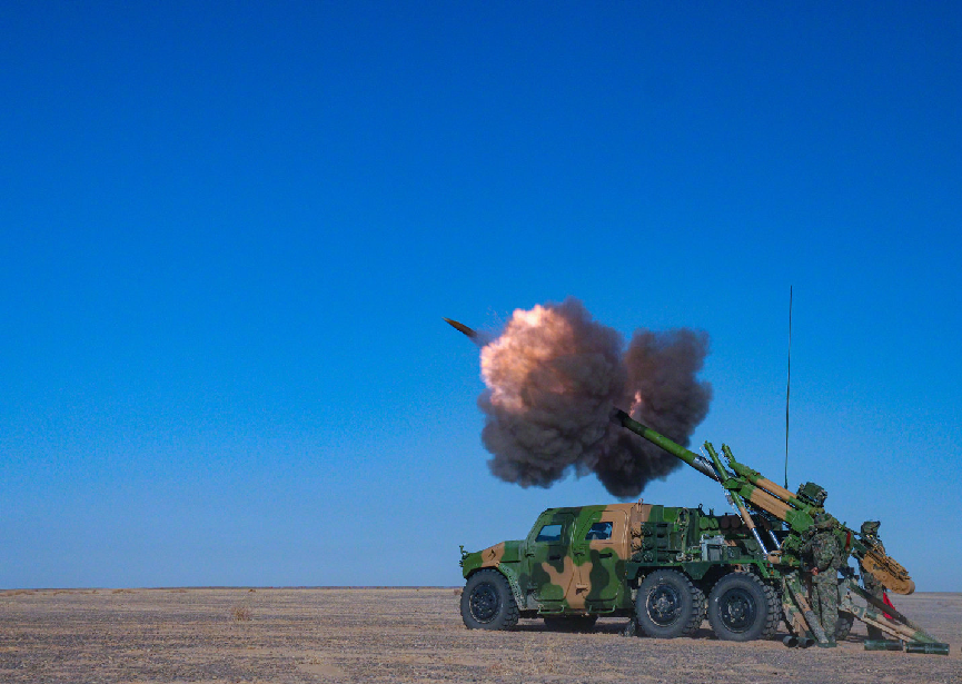 卡车炮里的AK47,可以霸屏的武器!122毫米全自动车载榴弹炮亮相 卡车炮里的AK47,可以霸屏的武器!122毫米全自动车载榴弹炮亮相