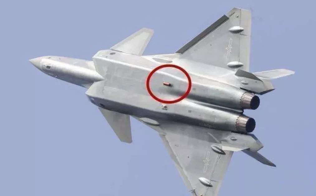 全新歼-20有太多惊喜!隐身状态随心所欲,一秒钟自由切换 全新歼-20有太多惊喜!隐身状态随心所欲,一秒钟自由切换