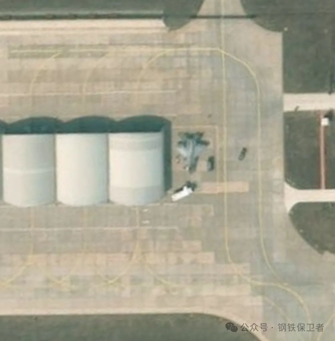 福建舰开启第5次海试后外网爆出兴城基地最新卫星图!多架舰载机已到位,参与测试的舰载机或从此地起飞 福建舰开启第5次海试后外网爆出兴城基地最新卫星图!多架舰载机已到位,参与测试的舰载机或从此地起飞