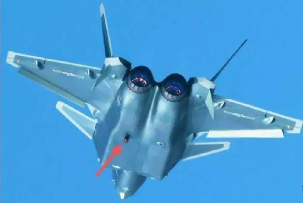 全新歼-20有太多惊喜!隐身状态随心所欲,一秒钟自由切换 全新歼-20有太多惊喜!隐身状态随心所欲,一秒钟自由切换