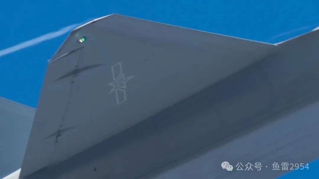 真有侧弹舱的规划?歼-35A缩比模型官宣视频总能带来意外惊喜 真有侧弹舱的规划?歼-35A缩比模型官宣视频总能带来意外惊喜