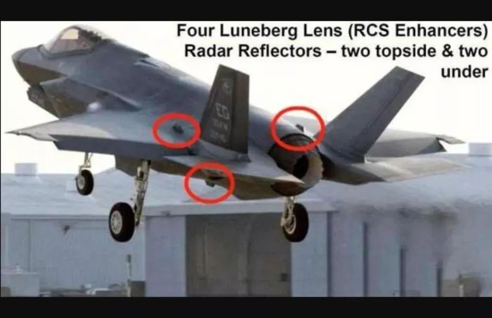 全新歼-20有太多惊喜!隐身状态随心所欲,一秒钟自由切换 全新歼-20有太多惊喜!隐身状态随心所欲,一秒钟自由切换