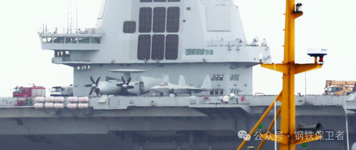 福建舰开启第5次海试后外网爆出兴城基地最新卫星图!多架舰载机已到位,参与测试的舰载机或从此地起飞 福建舰开启第5次海试后外网爆出兴城基地最新卫星图!多架舰载机已到位,参与测试的舰载机或从此地起飞