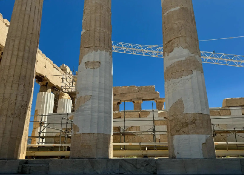 古希腊的雕塑,为什么会露出钢筋? 古希腊的雕塑,为什么会露出钢筋?