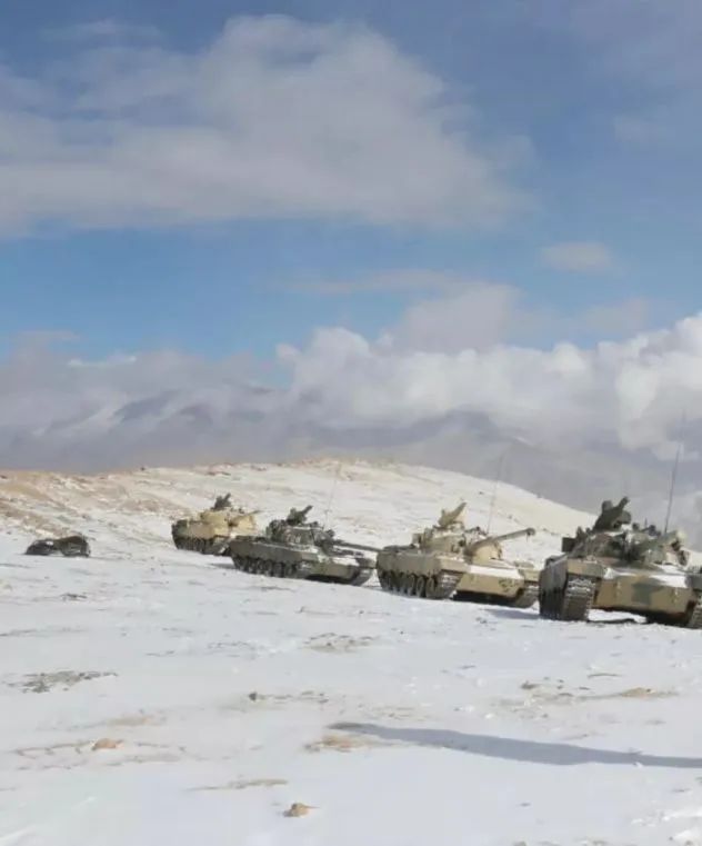 96A主战坦克如何上高原?猛虎旅有绝招,不用换发动机,机动性还和平原相差无几 96A主战坦克如何上高原?猛虎旅有绝招,不用换发动机,机动性还和平原相差无几