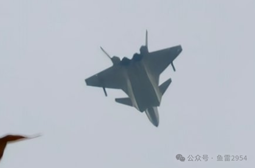 真能挂这么多?歼-20“野兽挂载”模式曝光,外挂模式携弹量翻倍 真能挂这么多?歼-20“野兽挂载”模式曝光,外挂模式携弹量翻倍