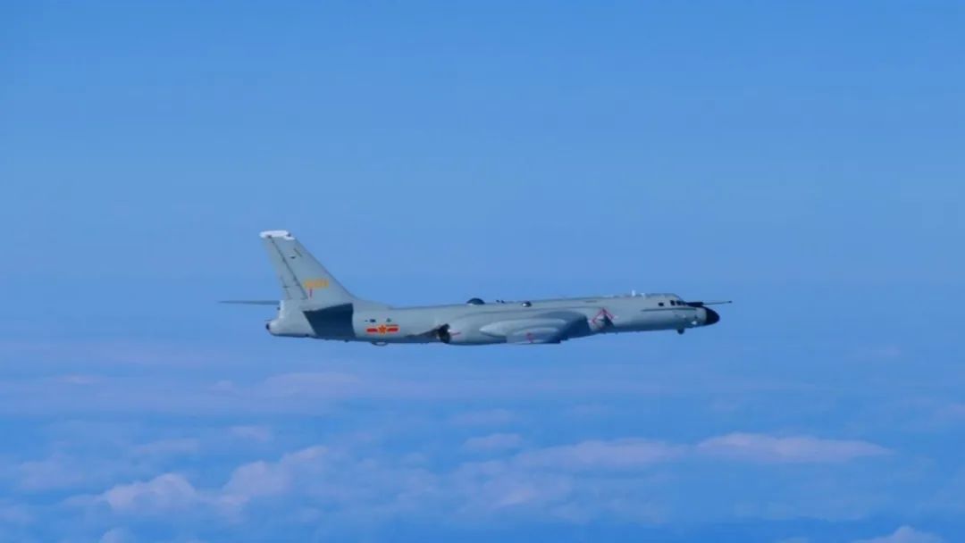 蛰伏五年,中国战略隐轰低调亮相,不是轰-20,战力却不容小觑 蛰伏五年,中国战略隐轰低调亮相,不是轰-20,战力却不容小觑