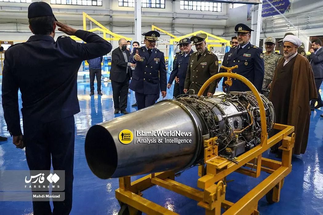 伊朗教练机撞山坠毁,两名飞行员丧生,猜测是自产的亚辛教练机 伊朗教练机撞山坠毁,两名飞行员丧生,猜测是自产的亚辛教练机