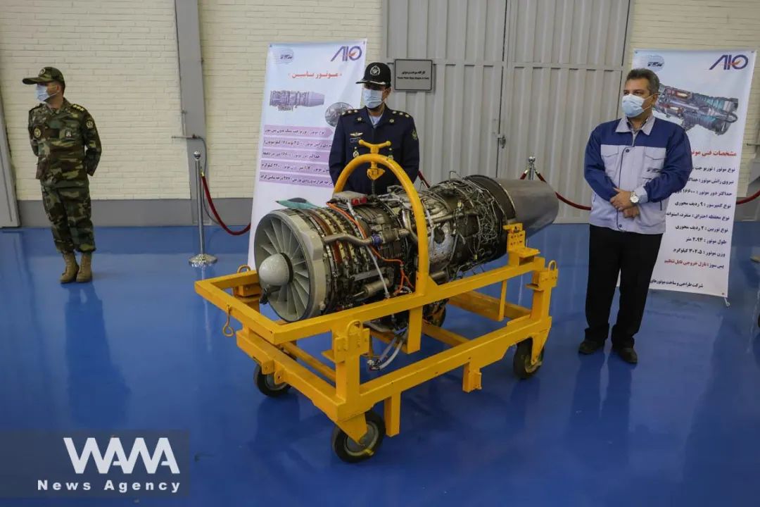 伊朗教练机撞山坠毁,两名飞行员丧生,猜测是自产的亚辛教练机 伊朗教练机撞山坠毁,两名飞行员丧生,猜测是自产的亚辛教练机