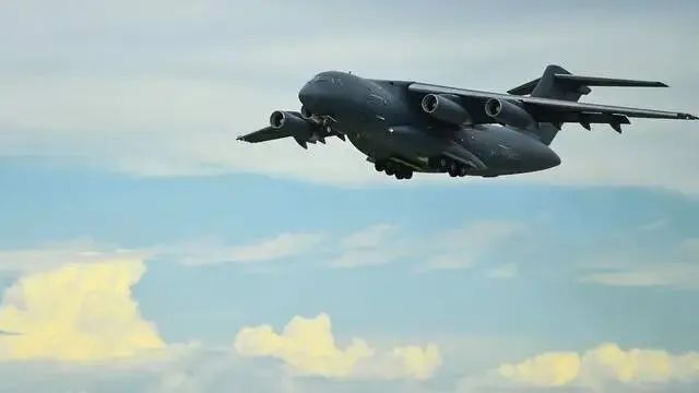 解放军一队人马“闪现”印尼,展现一项关键能力,远超西方想象 解放军一队人马“闪现”印尼,展现一项关键能力,远超西方想象