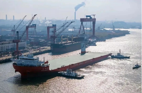 中国进入暴兵模式,5万吨“特种航母”返航,收台之战有大用? 中国进入暴兵模式,5万吨“特种航母”返航,收台之战有大用?