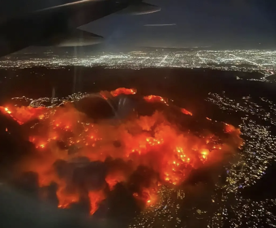 美国“天火焚城”? 美国“天火焚城”?