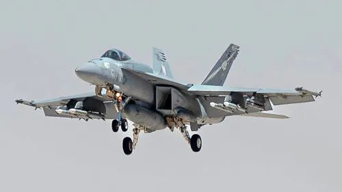 从F-18E的搭载模式看美国海军的心态变化