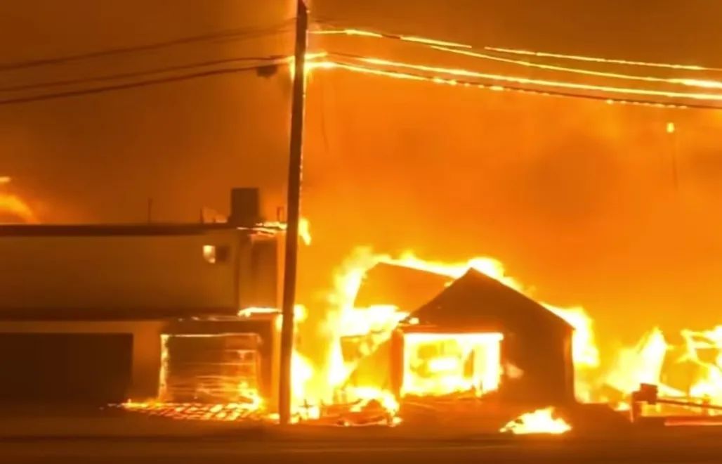 这种情况不敢问,只能看 这种情况不敢问,只能看