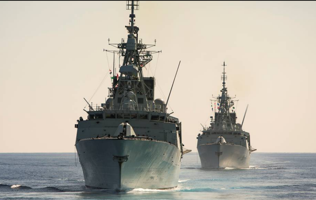 西方记者目瞪口呆:外国军舰强闯南海,下一秒遭到解放军两面夹击 西方记者目瞪口呆:外国军舰强闯南海,下一秒遭到解放军两面夹击