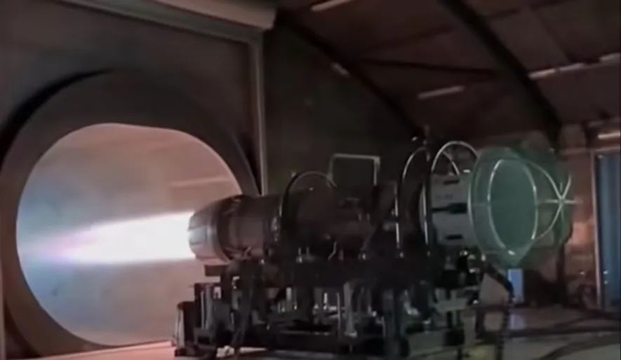 这两天发生了好多大事 这两天发生了好多大事