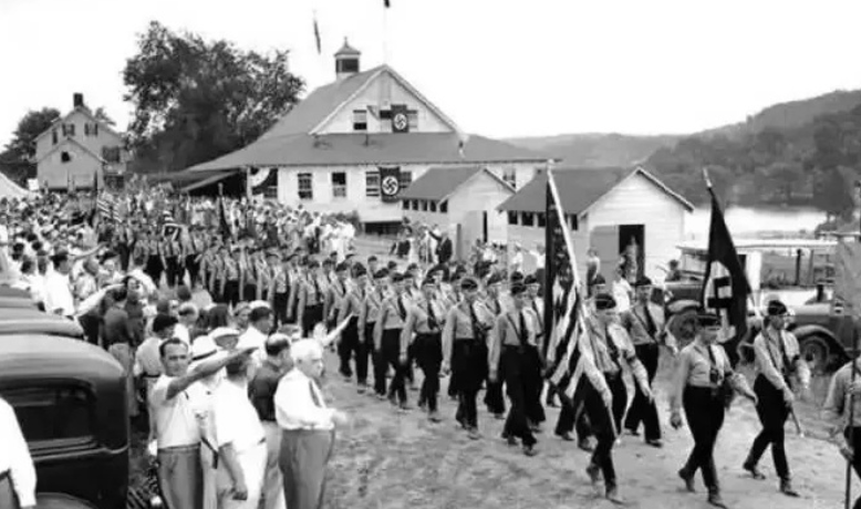 美国人为什么讨厌马斯克和他妈? 美国人为什么讨厌马斯克和他妈?