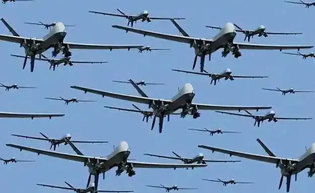 新式武器陆续曝光后,俄称中方工业实力变战斗力,军备竞赛令美军忌惮 新式武器陆续曝光后,俄称中方工业实力变战斗力,军备竞赛令美军忌惮