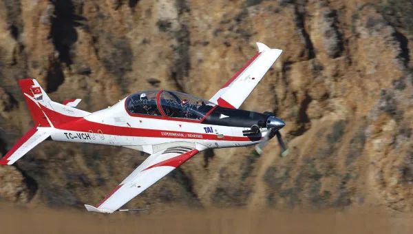 土耳其自由鸟-II教练机首飞,进行全方位改进提升性能 土耳其自由鸟-II教练机首飞,进行全方位改进提升性能