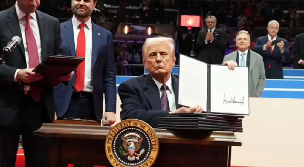 原创丨特朗普连连退群,他有3大疯狂企图,中国要小心了! 原创丨特朗普连连退群,他有3大疯狂企图,中国要小心了!