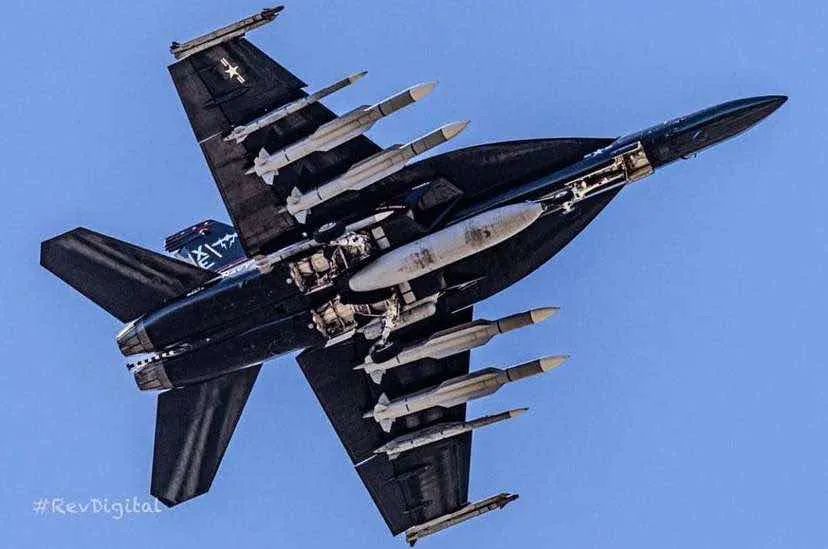 射程或突破1000公里!俄媒:中国正在研制高超音速远程空空导弹,专打美军战略轰炸机 射程或突破1000公里!俄媒:中国正在研制高超音速远程空空导弹,专打美军战略轰炸机