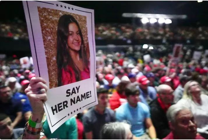 美国新年度的头号生意:非法移民 美国新年度的头号生意:非法移民