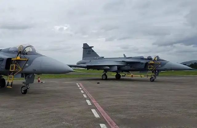 美国后院向中国敞开大门，这国一眼看中歼-10C，要求中方白送几架