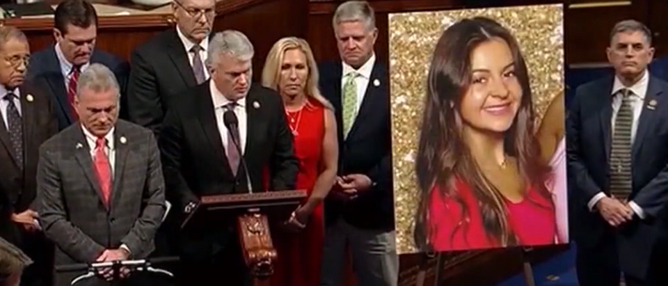 美国新年度的头号生意:非法移民 美国新年度的头号生意:非法移民