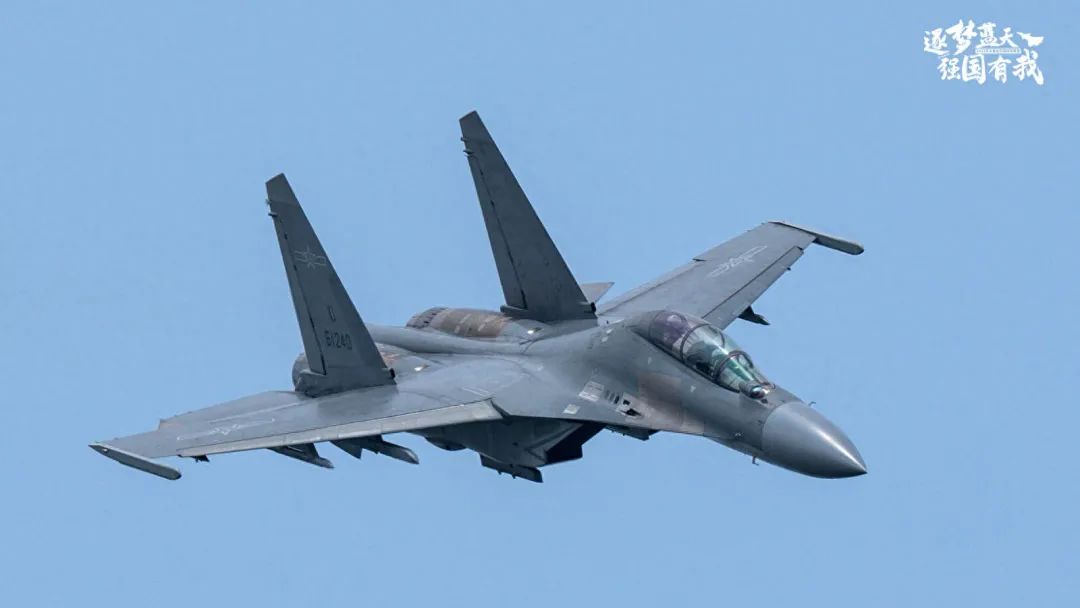 1分9秒的生死搏杀!模拟歼16与F35空战,歼16一关键设备让五代机无所遁形 1分9秒的生死搏杀!模拟歼16与F35空战,歼16一关键设备让五代机无所遁形