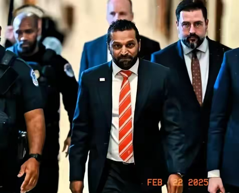 关键时刻，隐藏的秘密都浮出水面了