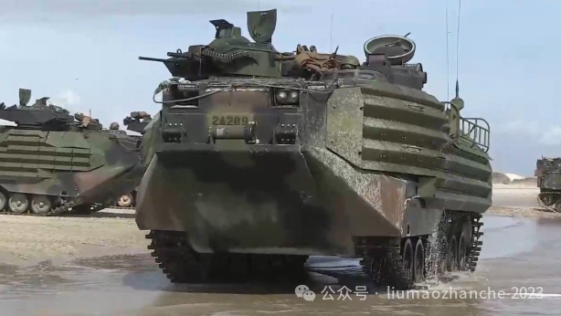 乱侃最新泄密照的两栖战车