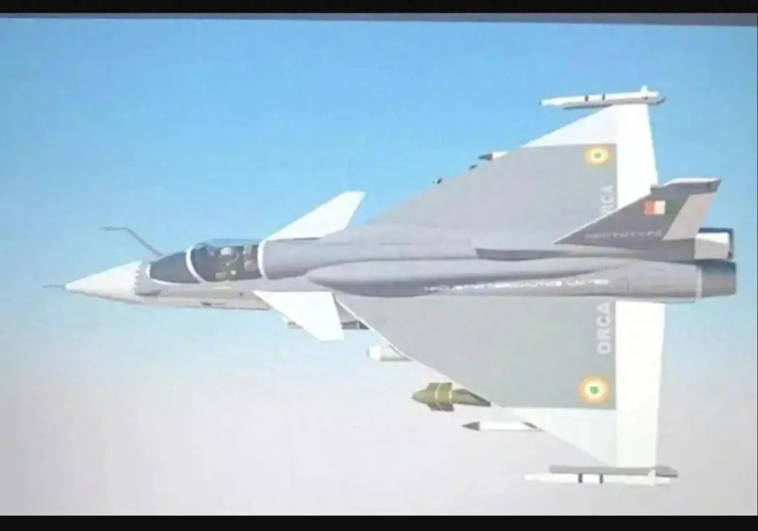 印度新一代舰载战斗机霸气亮相,性能脱胎换骨,外形神似歼-10 印度新一代舰载战斗机霸气亮相,性能脱胎换骨,外形神似歼-10