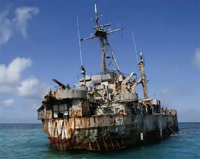 破船起火果然不简单,中方已经摸透,菲律宾对仁爱礁的所有企图 破船起火果然不简单,中方已经摸透,菲律宾对仁爱礁的所有企图