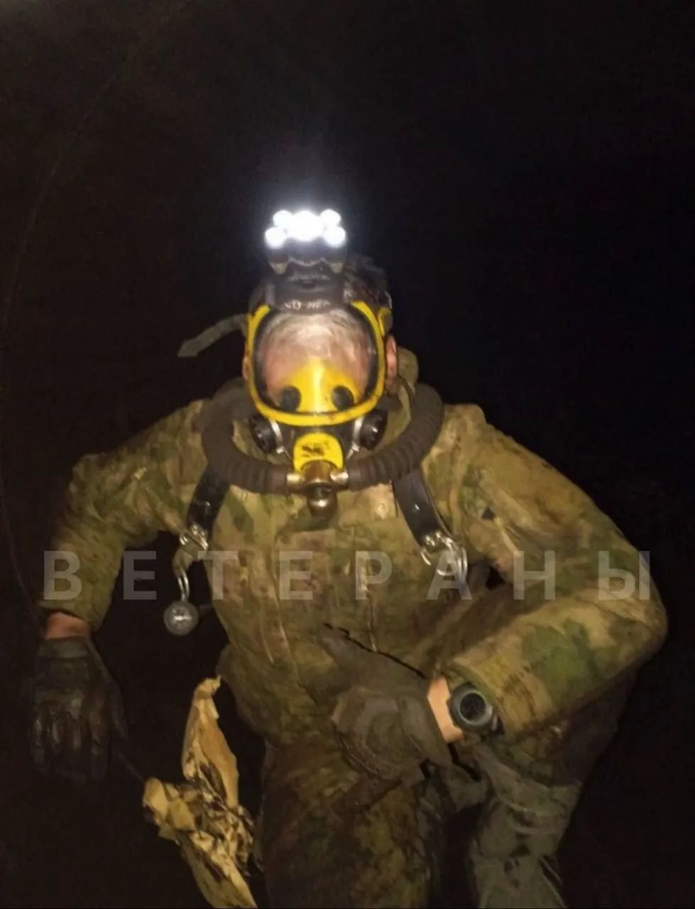 俄军大破库尔斯克防线,突击队借助废弃天然气管道突入苏贾市区! 俄军大破库尔斯克防线,突击队借助废弃天然气管道突入苏贾市区!