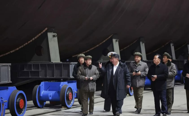 核动力潜艇首次曝光？朝鲜总算得到“回报”了，俄罗斯帮了大忙