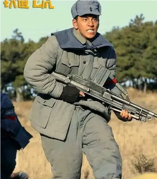 只有改名叫【王拒统】，他才能脱罪！