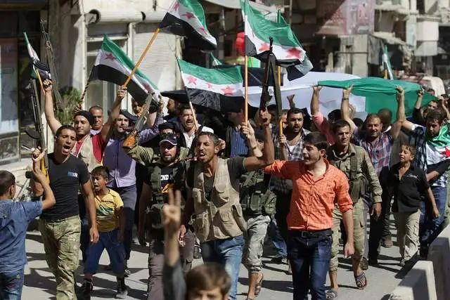 中国邻国遭遇血腥报复，3名士兵当场战死，是时候提高警惕了