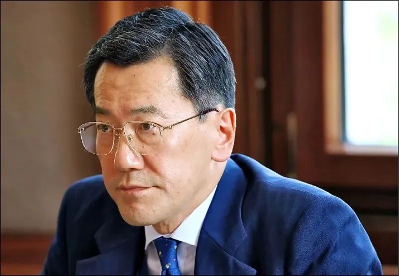 这个撺掇反华的日本外交官，要跑？