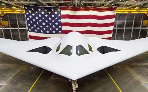 对付中国的全套班底，美国空军都端出来了