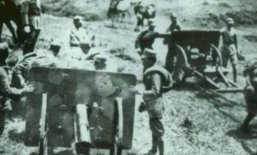 一仗打了几百万发子弹，炮弹却只有4000余发，反遭重大杀伤