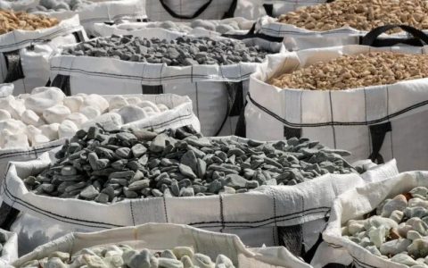 竟然是石头？摩根大通在伦敦LME仓库中存储的镍掺假或被掉包！