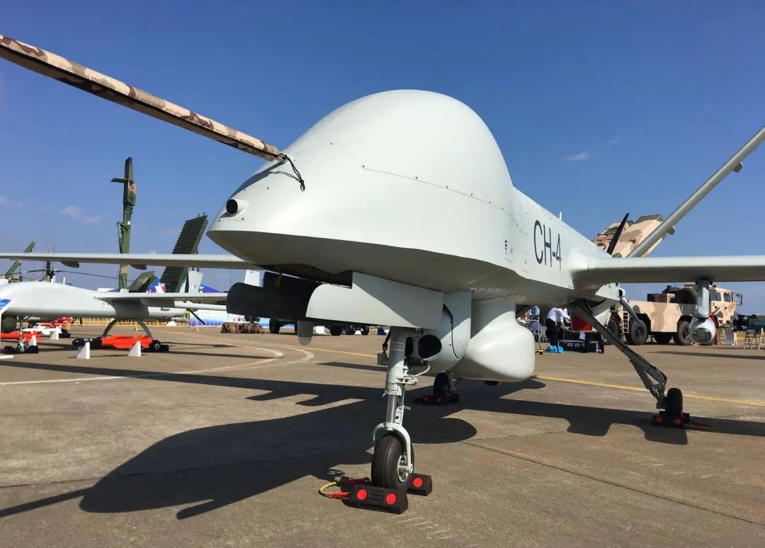 刚果金歼10C枭龙全都要，中国武器非洲出口额创新高，已超美国3倍