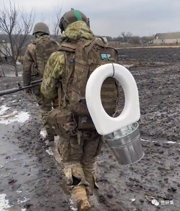 巴赫穆特乌军撤退进行时！